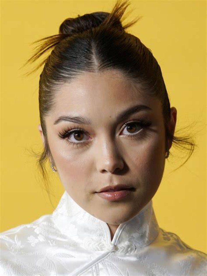 Ana Yi Puig's pet No Pets (Ana Yi Puig)