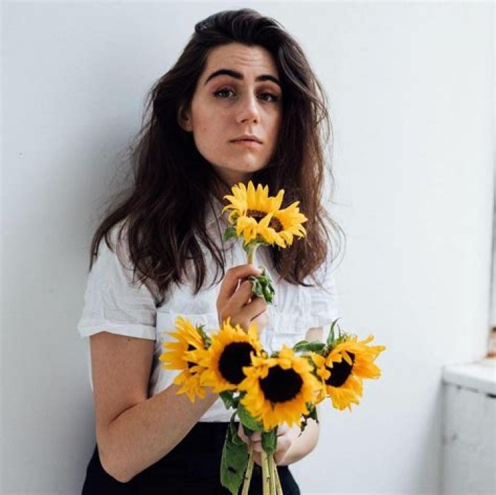 Dodie Clark