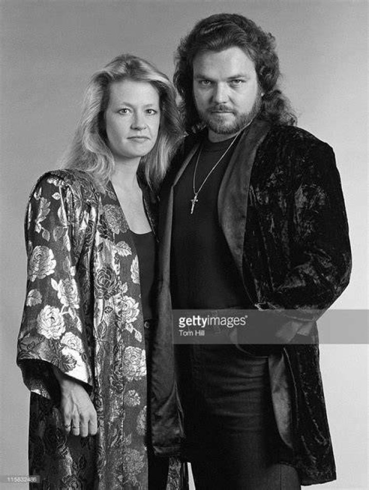 Founding Member and Guitarist of Lynyrd Skynyrd Gary Rossington, Dies Aged 71 Gary Rossington and wife Dale
