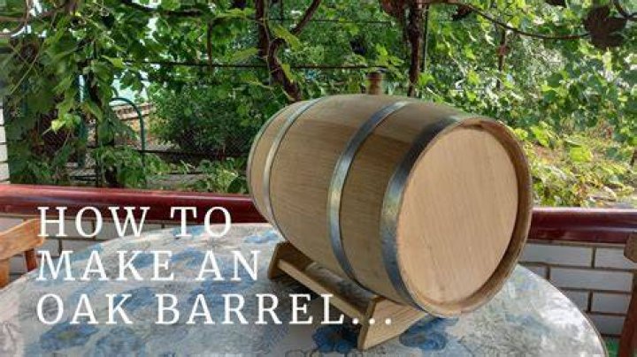 How to Make a Barrel in Minecraft