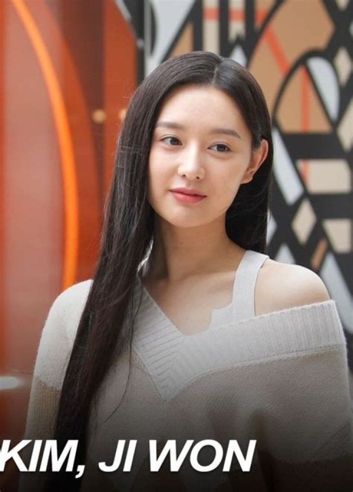 Kim Ji-won Pets