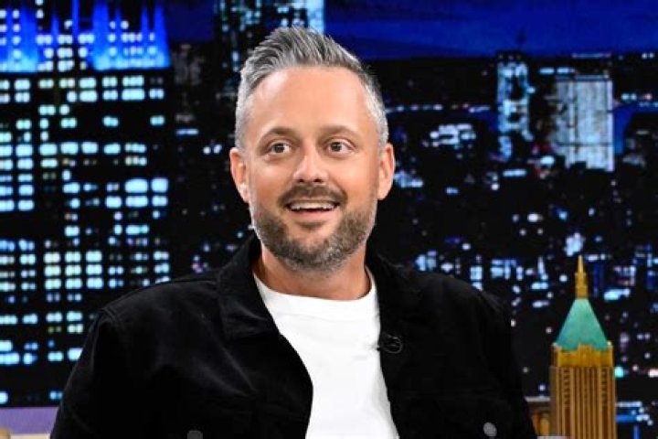 Nate Bargatze's pet Annie