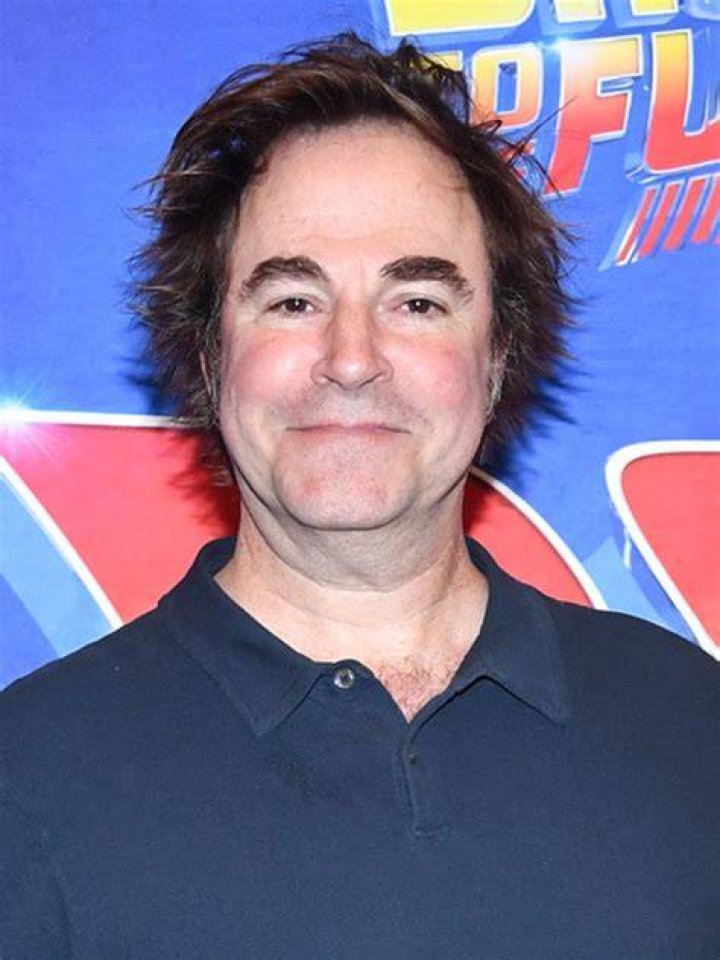Roger Bart photo 3